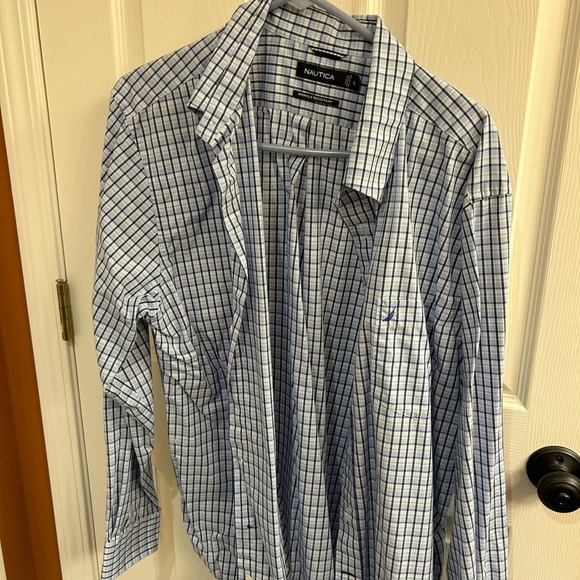 Men’s Nautica Size XL Shirts - 5 Shirts - Picture 8 of 13